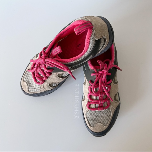 Lands End Trail Hiking Shoes, Wide, Beige - Picture 7 of 11